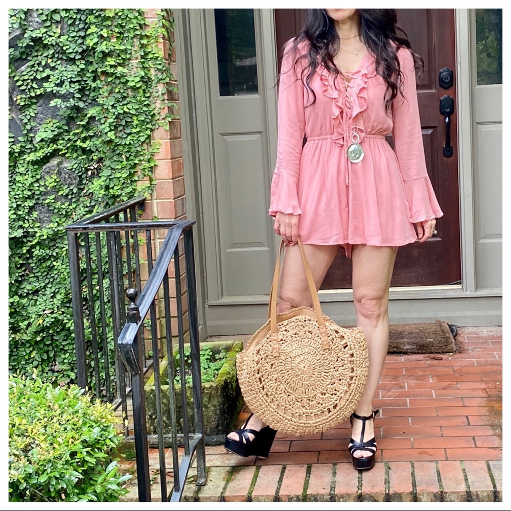 ROSE CHIC LACE UP ROMPER - Picture 8 of 8